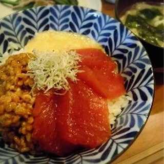 簡単マグロとネバネバ丼